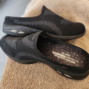 Skechers Black Mules & Clogs